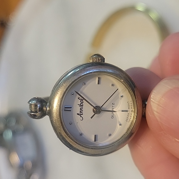 Estate Lot Of Watches - Picture 4 of 6